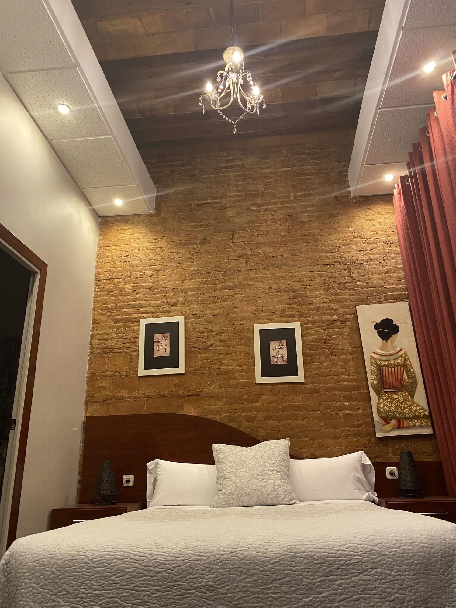 Hostal Orleans Barcelona Bagian luar foto