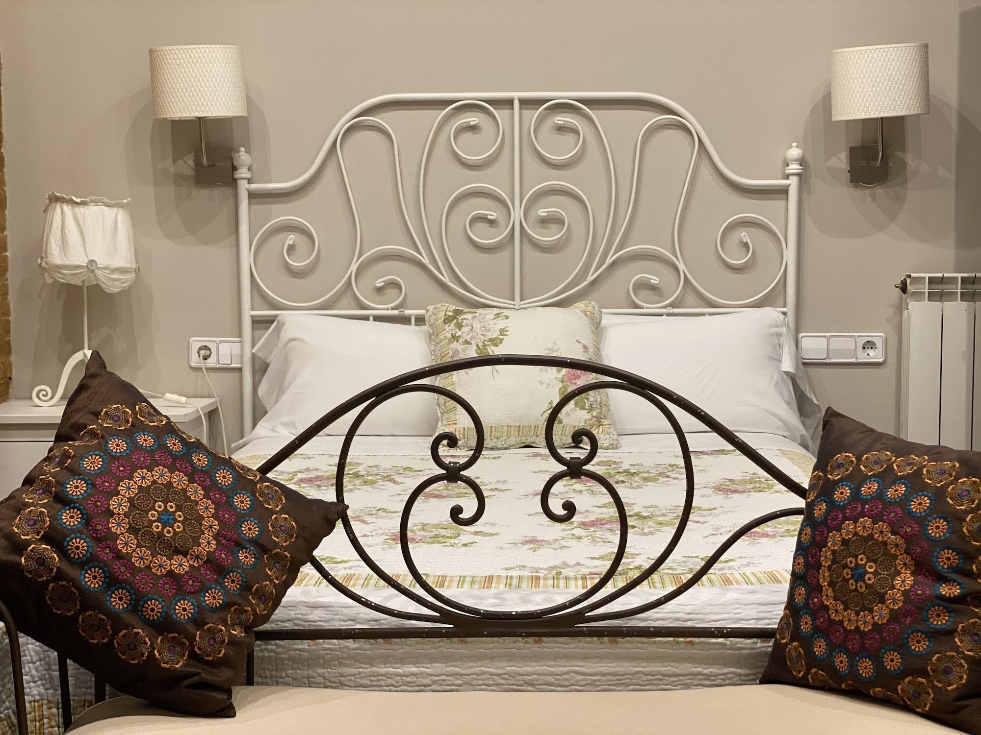 Hostal Orleans Barcelona Bagian luar foto
